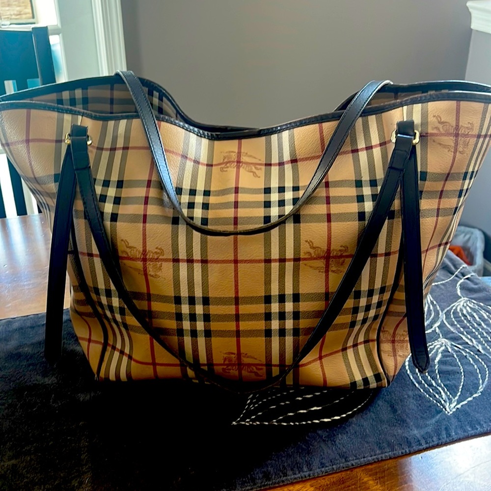 Authentic Beautiful Burberry Tote